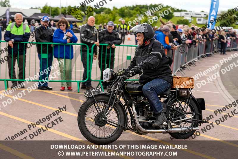 Vintage motorcycle club;eventdigitalimages;no limits trackdays;peter wileman photography;vintage motocycles;vmcc banbury run photographs